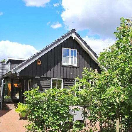 Uniek Houten Huis Nabij Bos En Plassen Hollandsche Rading 外观 照片