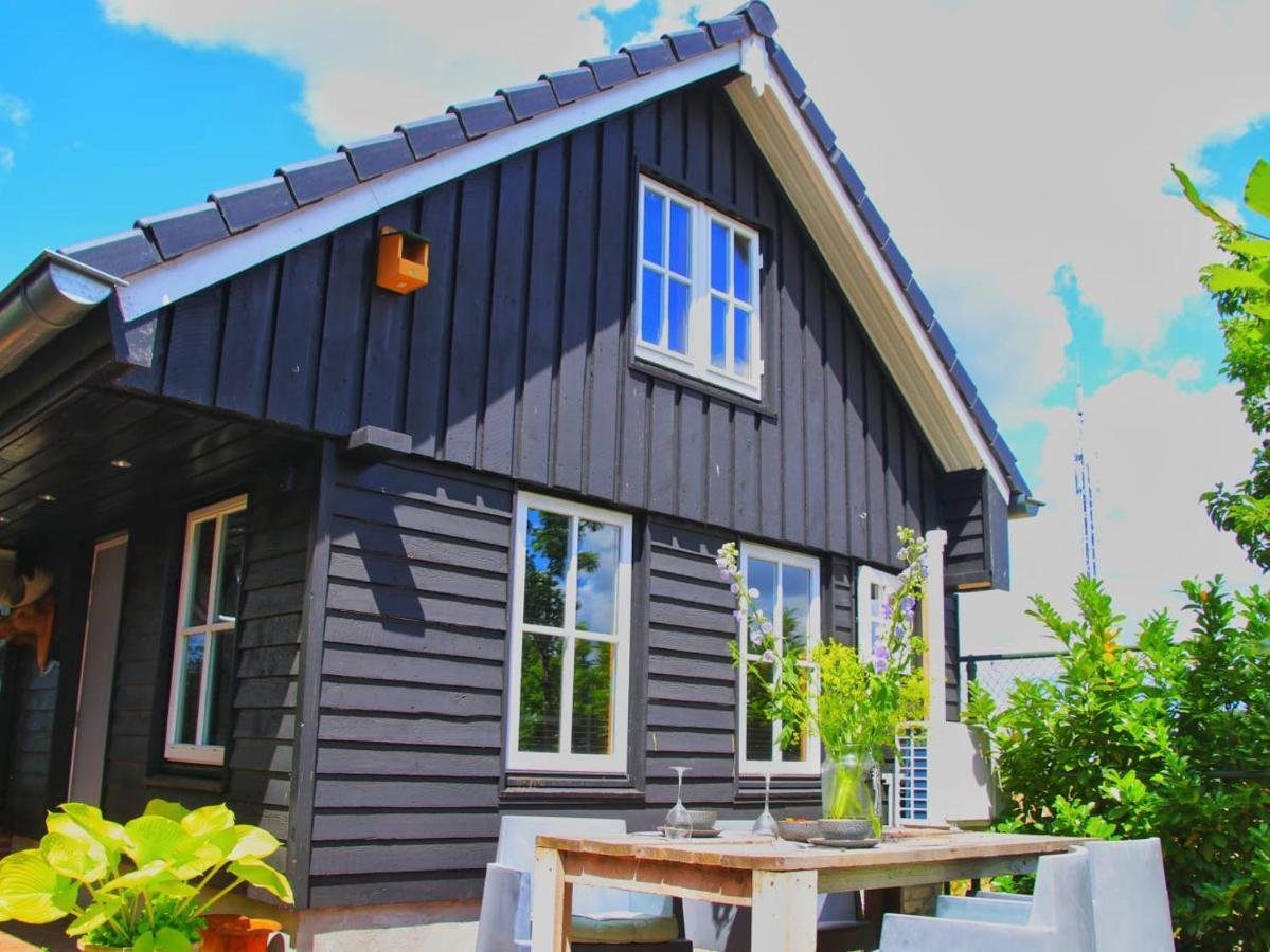 Uniek Houten Huis Nabij Bos En Plassen Hollandsche Rading 外观 照片