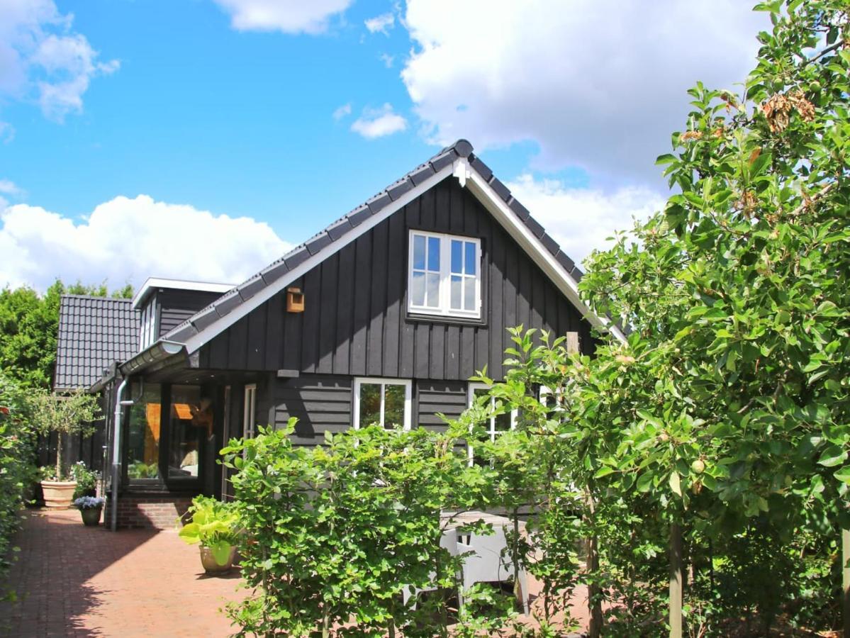 Uniek Houten Huis Nabij Bos En Plassen Hollandsche Rading 外观 照片