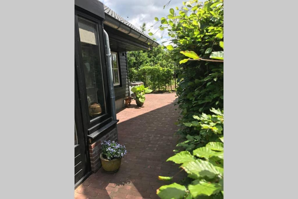 Uniek Houten Huis Nabij Bos En Plassen Hollandsche Rading 外观 照片