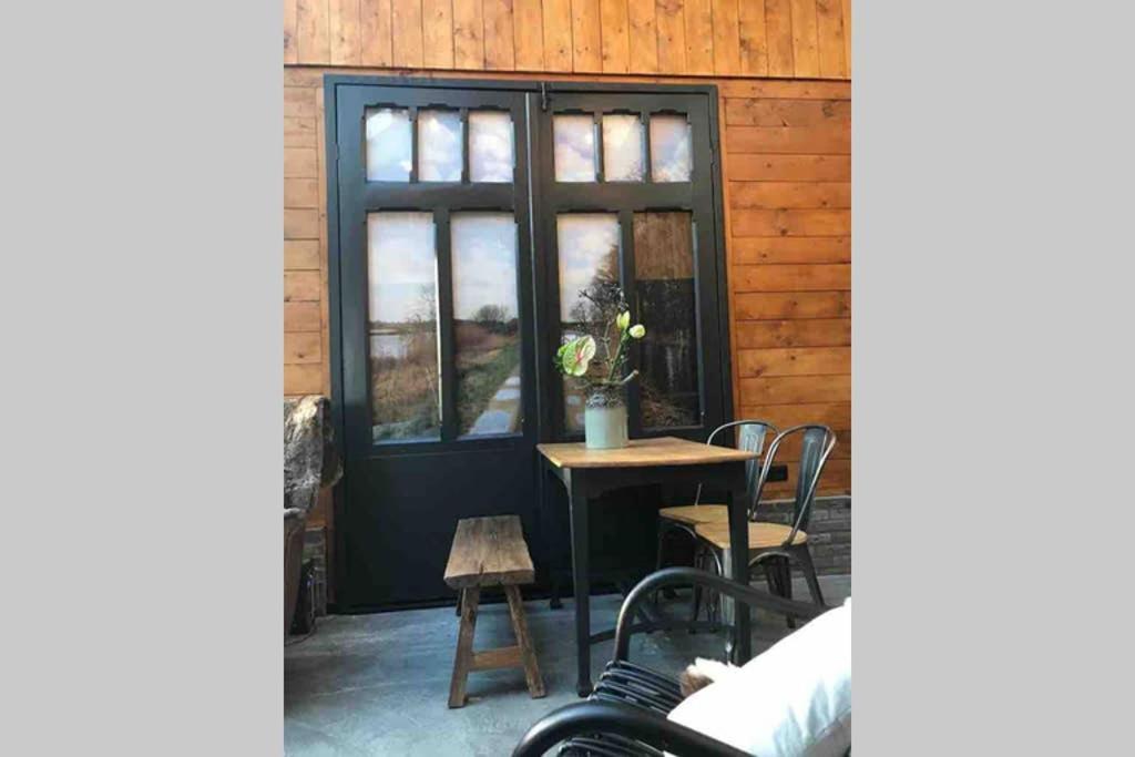 Uniek Houten Huis Nabij Bos En Plassen Hollandsche Rading 外观 照片