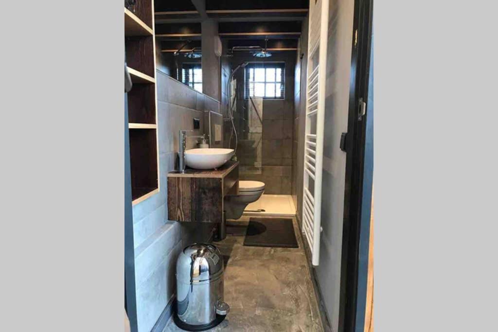 Uniek Houten Huis Nabij Bos En Plassen Hollandsche Rading 外观 照片